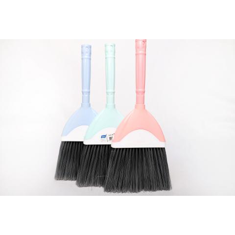 Веник с ручкой Titiz